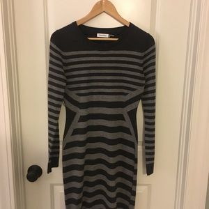 Sweater dress. Calvin Klein. Small